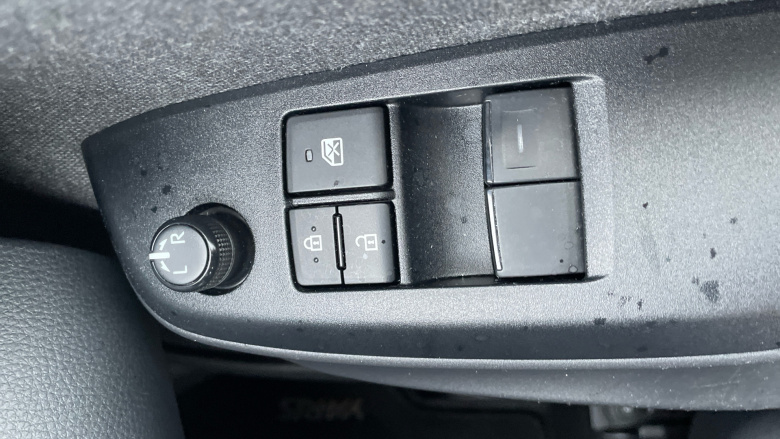 Toyota Yaris 1.5 Hybrid Icon 5dr CVT Hybrid Hatchback